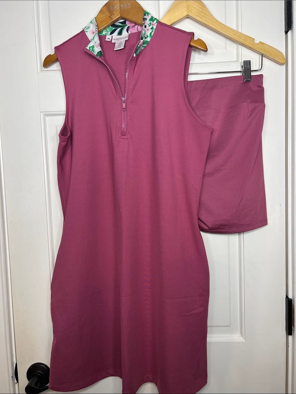 Tommy Bahama Sleeveless Zip-Front Athletic Dress with Shorts Sz M